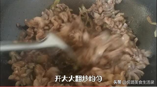 爆炒鸡胗该怎么做 爆炒鸡胗切花刀特入味
