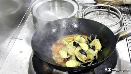 红烧茄子家常做法教程(红烧茄子怎么做才好吃) 红烧茄子家常做法教程 红烧茄子怎么做才好吃