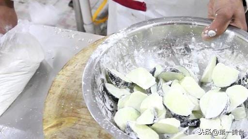 红烧茄子家常做法教程(红烧茄子怎么做才好吃) 红烧茄子家常做法教程 红烧茄子怎么做才好吃