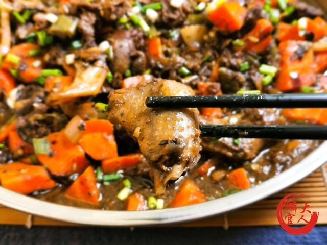鸽子怎么杀营养才好(鸽子这样杀不水淹) 鸽子怎么杀营养才好 鸽子这样杀不水淹