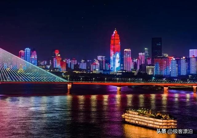 苏州和深圳gdp差距扩大(深圳破2万亿苏州升至第六) 苏州和深圳gdp差距扩大 深圳破2万亿苏州升至第六