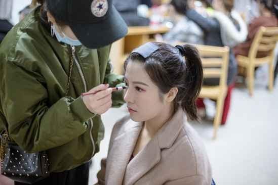 鼻子宽又长的怎么化妆(鼻子大鼻翼宽怎么化妆) 鼻子宽又长的怎么化妆 鼻子大鼻翼宽怎么化妆