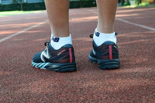 newbalance跑步鞋介绍(再攀性能巅峰的竞速鞋) newbalance跑步鞋介绍 再攀性能巅峰的竞速鞋
