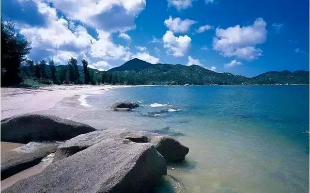 惠州距离深圳最近的沙滩(惠州这里距深圳) 惠州距离深圳最近的沙滩 惠州这里距深圳