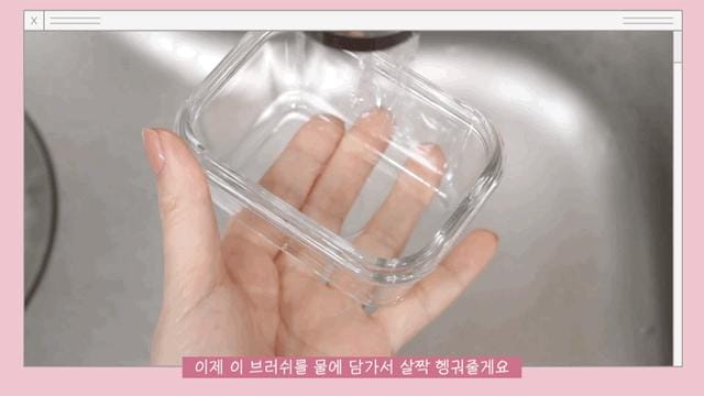 脸上长痘痘过敏用什么样的护肤品(长痘只怪化妆品) 脸上长痘痘过敏用什么样的护肤品 长痘只怪化妆品