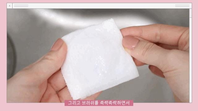 脸上长痘痘过敏用什么样的护肤品(长痘只怪化妆品) 脸上长痘痘过敏用什么样的护肤品 长痘只怪化妆品