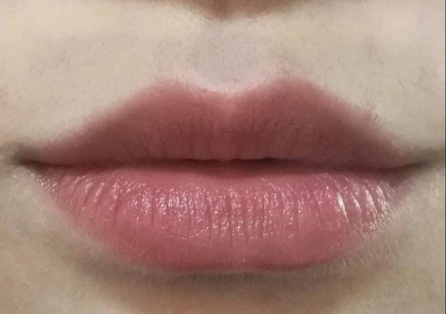 唇色暗适合用什么颜色的口红(不挑肤色不挑唇色) 唇色暗适合用什么颜色的口红 不挑肤色不挑唇色