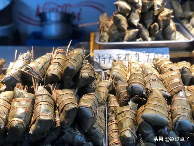蓝色的海给人的感觉(和爱情一样让人失望) 蓝色的海给人的感觉 和爱情一样让人失望
