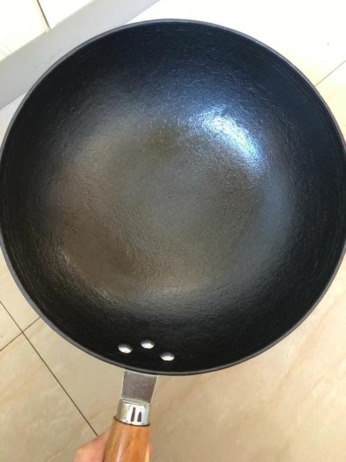 铁锅不粘锅买哪种好 铁锅不粘锅不锈钢锅