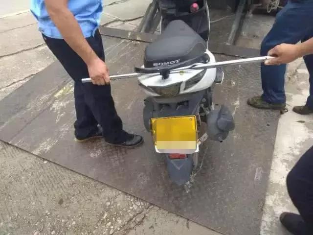 考摩托车驾照科目二考什么(摩托车逐渐解禁) 考摩托车驾照科目二考什么 摩托车逐渐解禁