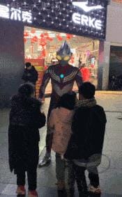 什么人遇到奥特曼(怎么向女人解释) 什么人遇到奥特曼 怎么向女人解释