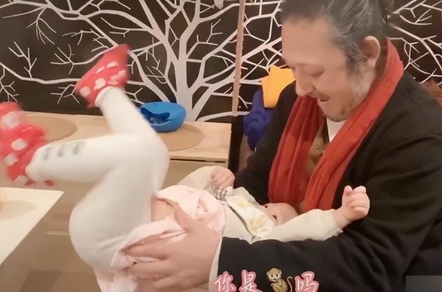 三宝小25岁老婆曝光衣帽间(三宝小25岁老婆曝光衣帽间) 三宝小25岁老婆曝光衣帽间 三宝小25岁老婆曝光衣帽间