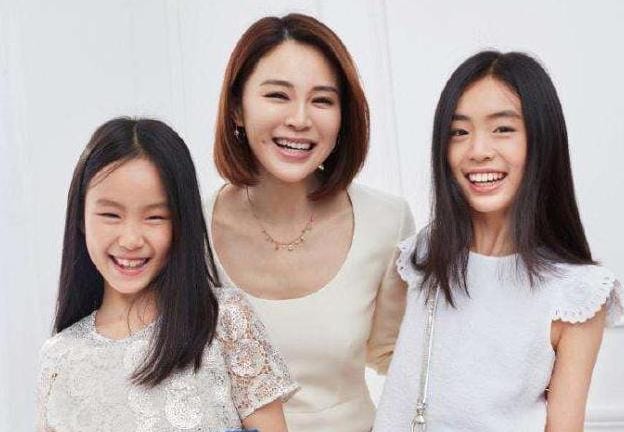 生女儿越来越好看(漂亮的妈妈更容易生女儿) 生女儿越来越好看 漂亮的妈妈更容易生女儿