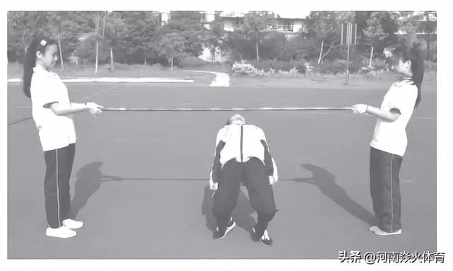 小学生柔韧性训练的项目(摆脱僵硬提升学生柔韧性的方法) 小学生柔韧性训练的项目 摆脱僵硬提升学生柔韧性的方法