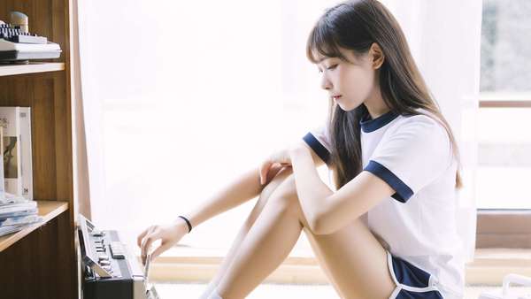 如何去掉纹眉？