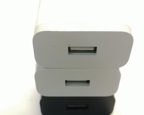 QC3.0充电器的优点和使用体验(快速充电、智能适配,QC3.0充电器让你告别低效充电)