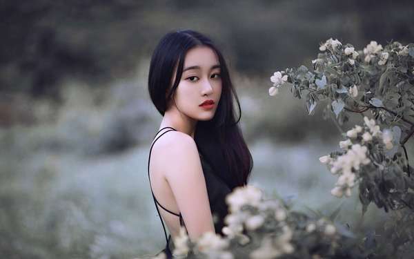 女孩睫毛短怎样化妆? 女孩睫毛短怎样化妆?