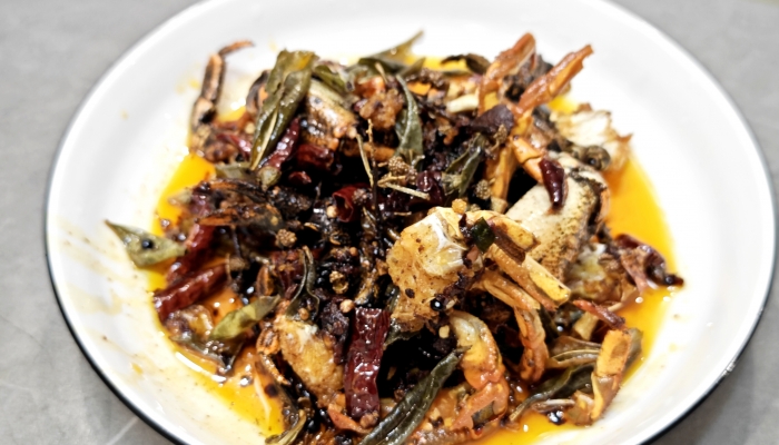 螃蟹喜欢吃什么食物
