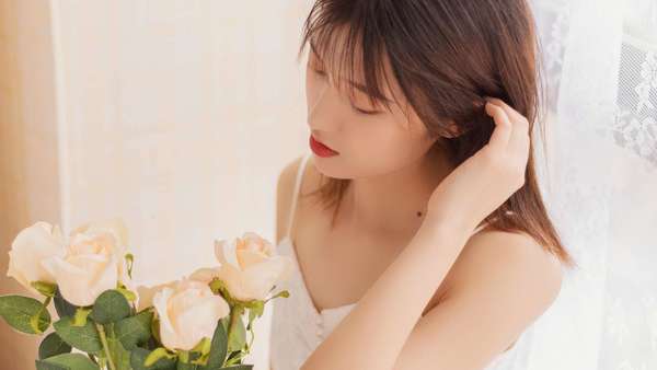 20岁女生抗初老必备?紫熨斗眼霜真的好用吗? 20岁女生抗初老必备?紫熨斗眼霜真的好用吗?