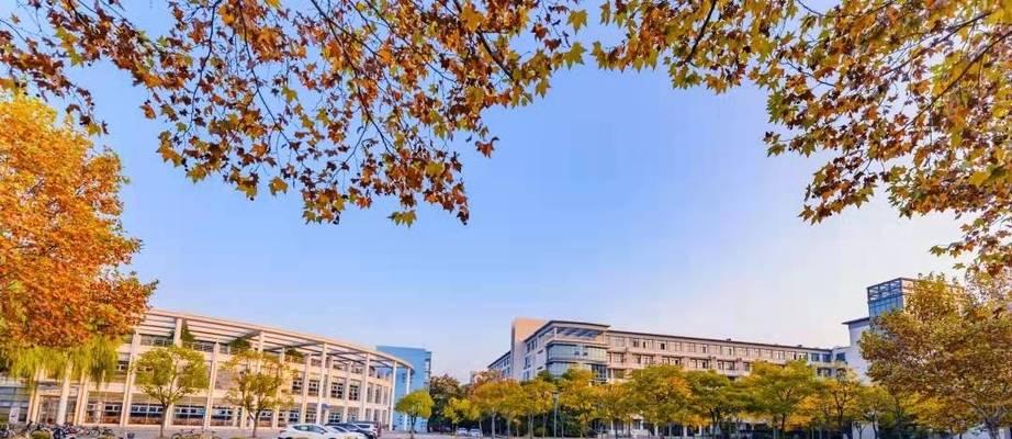 东华大学——成就卓越,教育先行(探索创新、培养人才,东华大学引领教育潮流)