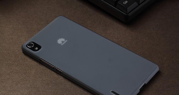 华为P7手机的性能和功能综合评测(全面分析华为P7手机的性能、摄影功能以及用户体验)