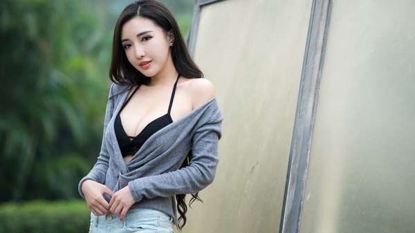 眼霜会让我的眼睛长脂肪粒吗? 眼霜会让我的眼睛长脂肪粒吗?