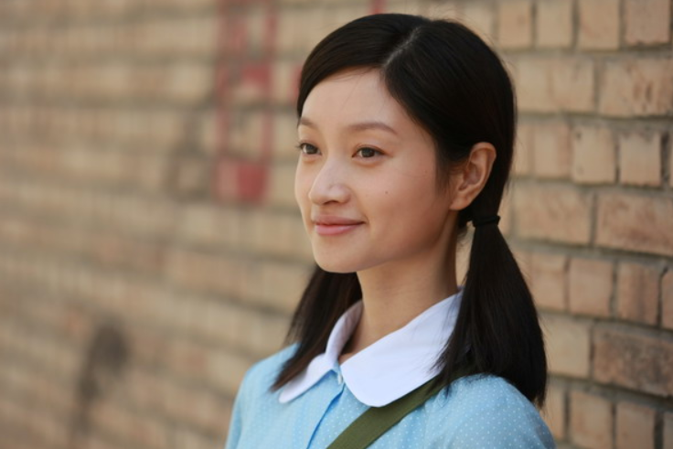 ​沈佳妮的个人资料简介(为爱回归家庭，嫁给朱亚文婚后生俩娃，一家四口幸福甜蜜